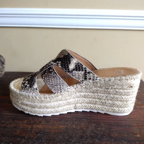 Marc Fisher Robbyn Gray Cream Snake Leather Platform Espadrille Sandals Size 7.5 - Picture 3 of 11